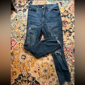 Old Navy Sky-Hi Straight Leg Distressed Raw Hem Jeans (4)
